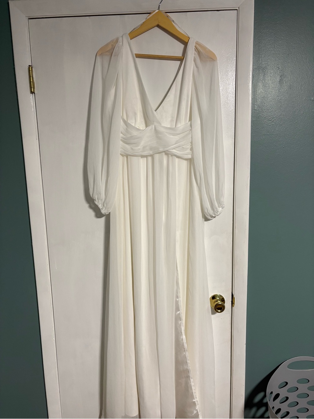 Lulu's Ivory Long Sleeve V-Neck Chiffon Wedding Dress